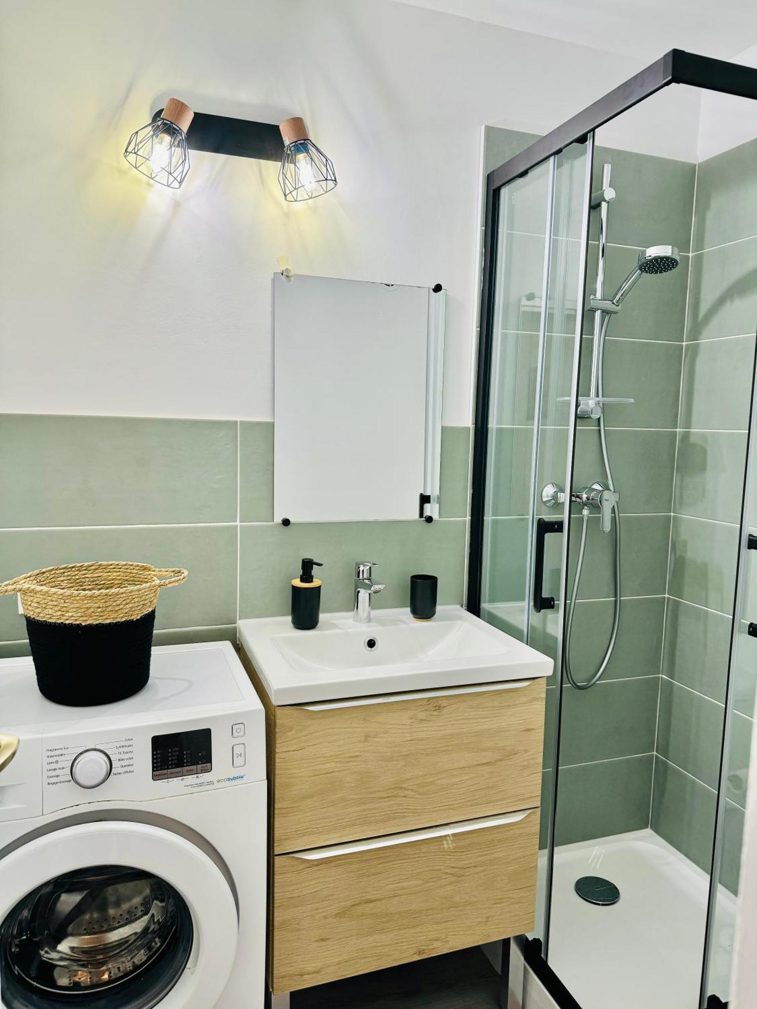 Apartamento Les Pieds Dans L'Eau La Seyne-sur-Mer Exterior foto