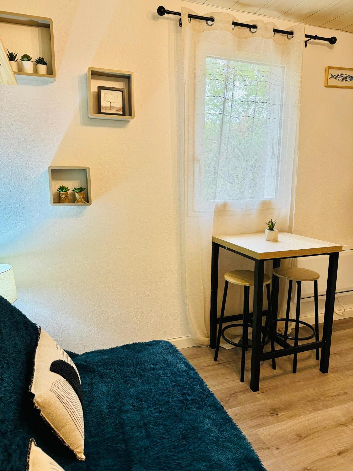 Apartamento Les Pieds Dans L'Eau La Seyne-sur-Mer Exterior foto